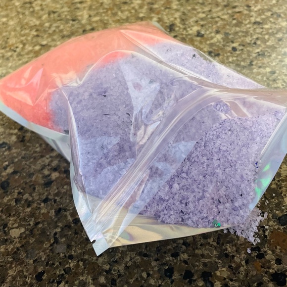 If I'm Gonna Eat Somebody Bubbling Bath Salts (Last Rainforest) - Picture 2 of 3